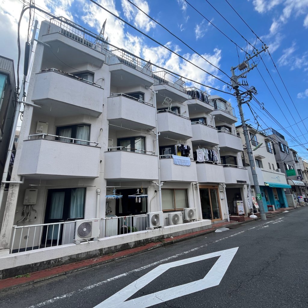 パレスハイツ千歳烏山３F